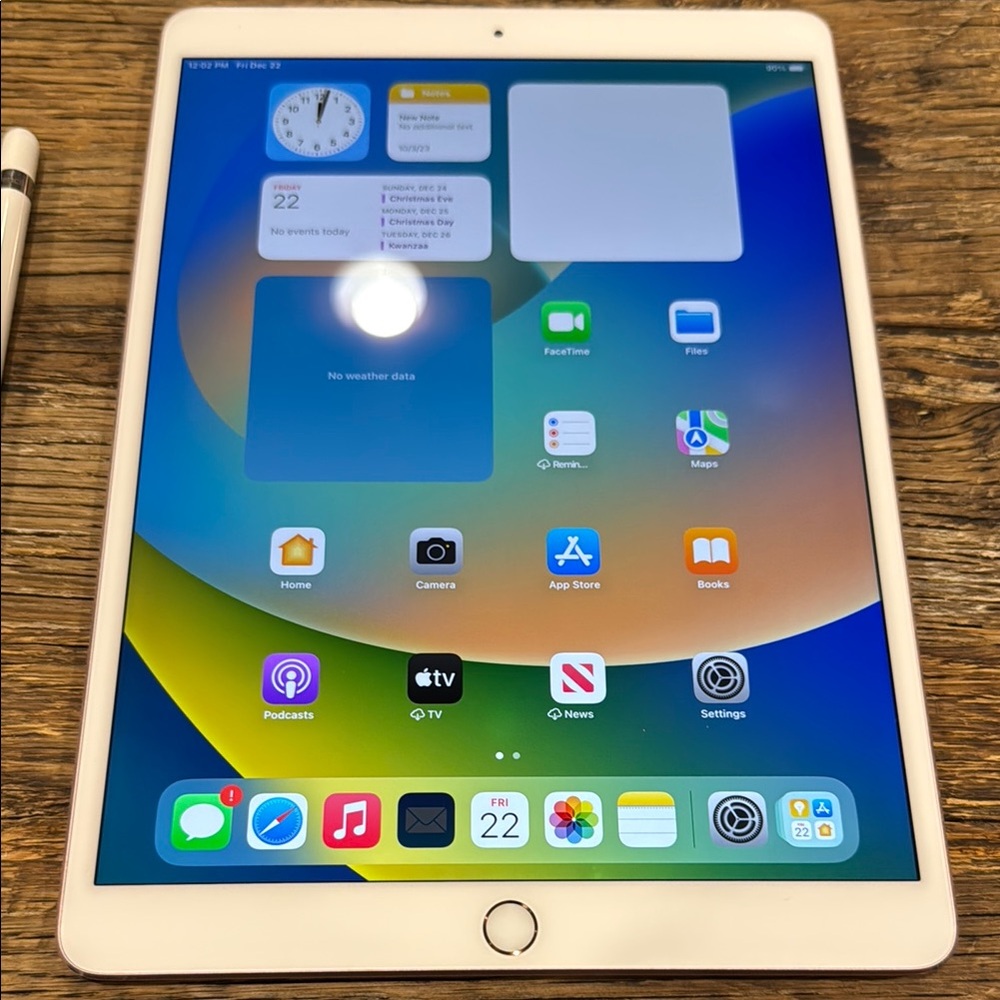 iPad Pro 10.5 (2015) in rose gold 256 GB